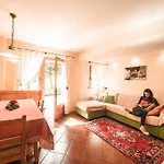 Alfonz Appartement *